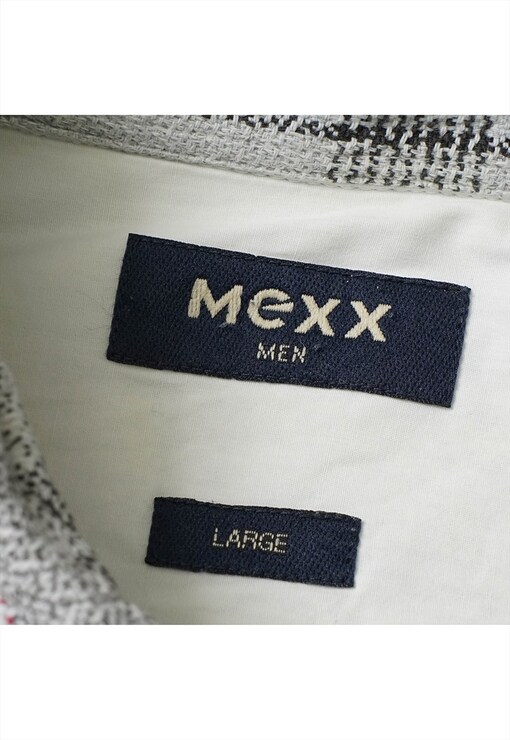 garment image