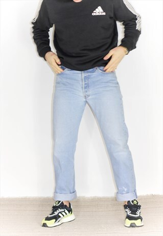 VINTAGE 90'S 501 LIGHT BLUE LEVI JEANS