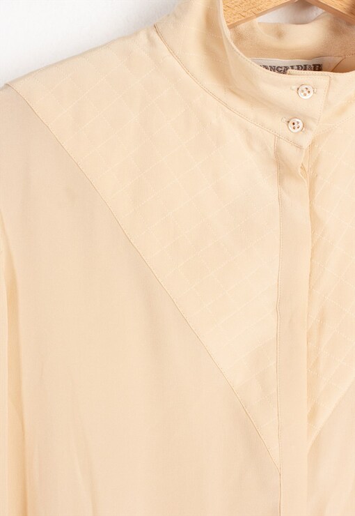 garment image