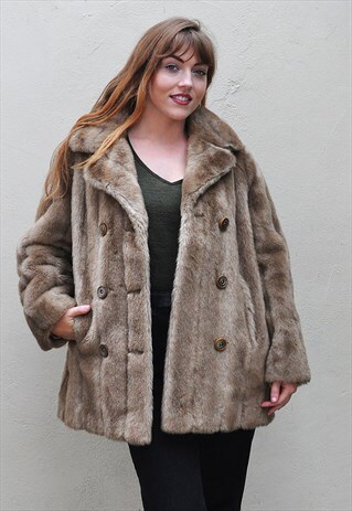 VINTAGE 1970'S LIGHT BROWN / BLONDE FAUX FUR COAT