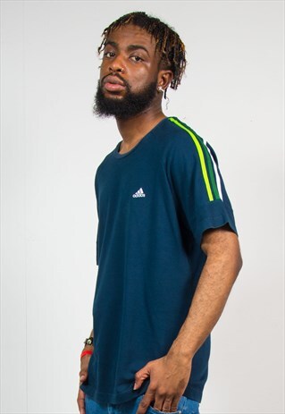 VINTAGE ADIDAS NAVY BLUE T-SHIRT