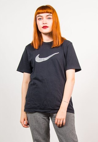 VINTAGE 90'S NIKE BLACK SHORT SLEEVE T-SHIRT