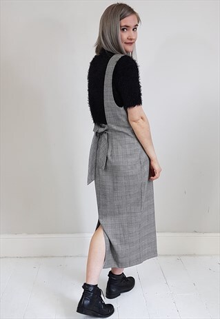 VINTAGE 90'S CHECKED BACKLESS PINAFORE STYLE SHIFT DRESS