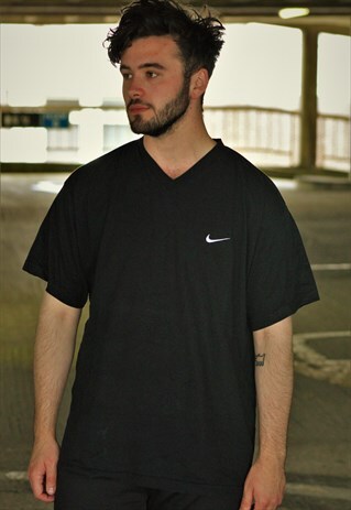 RETRO / NIKE / T-SHIRT