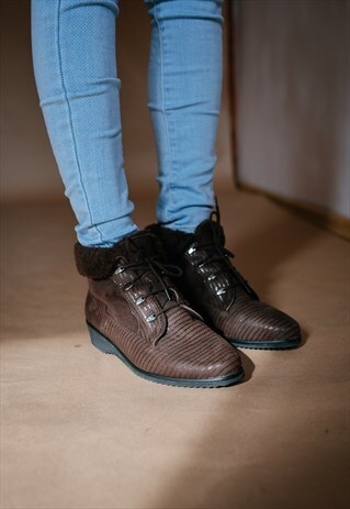 VINTAGE 70S BOHO SUEDE ANKLE BOOTS