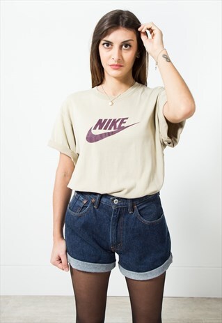 VINTAGE 90S NIKE SPORT T-SHIRT / S5405