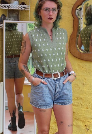 VINTAGE 70'S GREEN WHITE DIAMOND TANKTOP SIZE MEDIUM