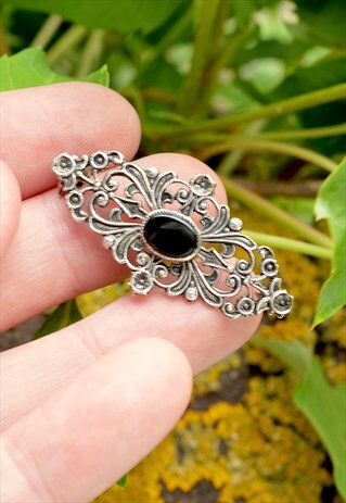 VINTAGE VICTORIAN REVIVAL SILVER PLATED BLACK ONYX BROOCH