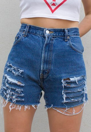 VINTAGE 80'S HIGH WAIST DISTRESSED LEVI SHORTS
