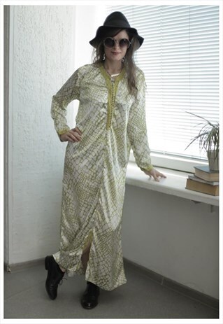 VINTAGE 70'S MAXI WHITE/GREEN PATTERNED LONG SLEEVE DRESS