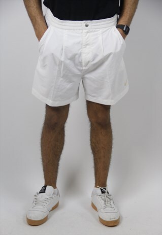 VINTAGE NIKE SHORTS
