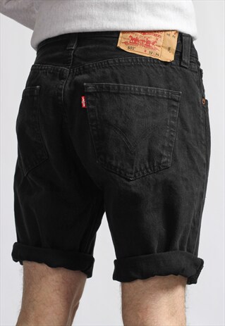 VINTAGE LEVI'S DENIM SHORTS