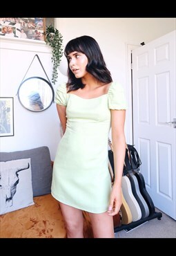 Mini mint green linen dress in puff sleeve