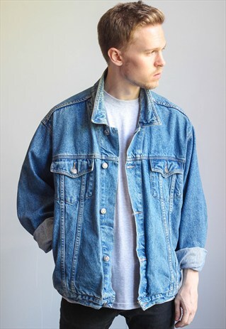 VINTAGE OVERSIZED DENIM JACKET