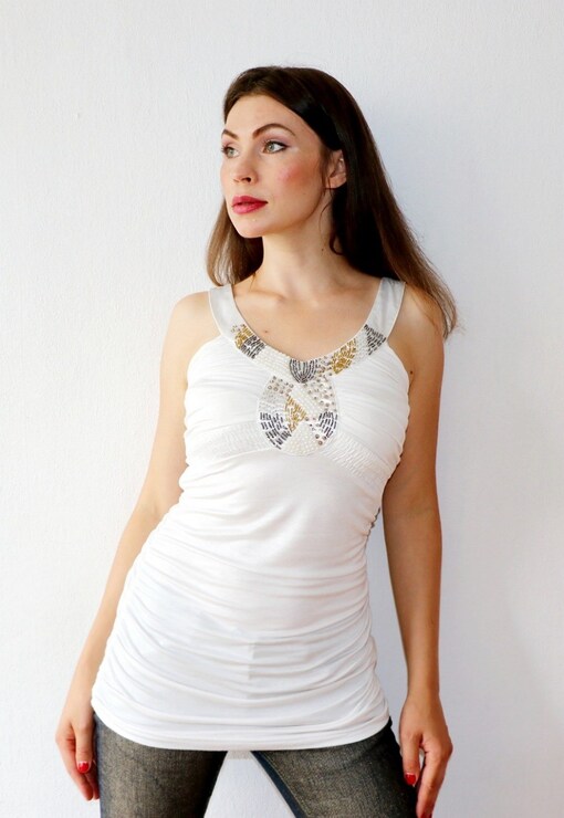 garment image