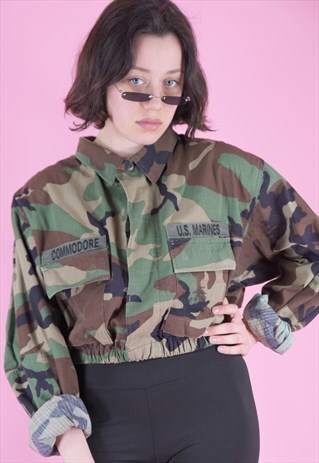 VINTAGE REWORKED CROP JACKET ORIGINAL US ARMY IN GREEN CAMO