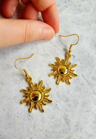 CELESTIAL SUN EARRINGS BRIGHT GOLD