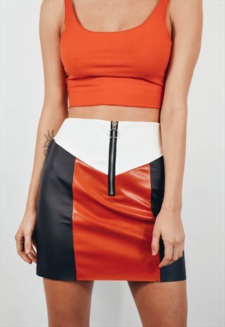 VINTAGE 90S INSPIRED VEGAN LEATHER SKIRT