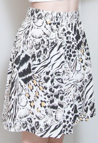VINTAGE 1990'S CUTE ANIMAL PRINT MINI SKIRT