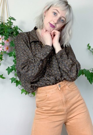 VINTAGE DIAMOND PATTERNED SILK-FEEL BLOUSE