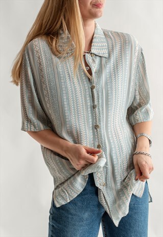 VINTAGE 70S BOHO FESTIVAL SHIRT IN SOFT BLUE