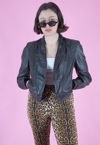 VINTAGE 80S LEATHER JACKET CROPPED IN BLACK WITH ZIPPER