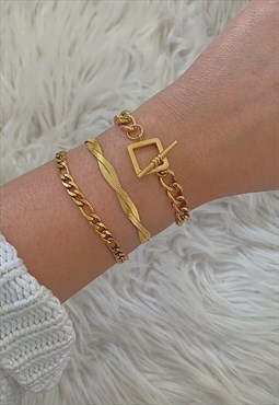 AURYN. Gold Double Twisted Herringbone Snake Chain Bracelet
