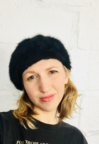 VINTAGE KANGOL BLACK FLUFFY BERET