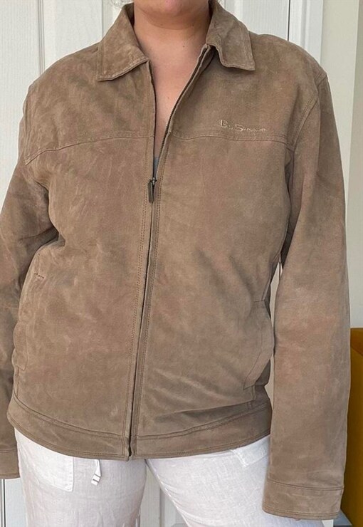 garment image