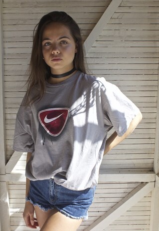 VINTAGE GREY NIKE T-SHIRT