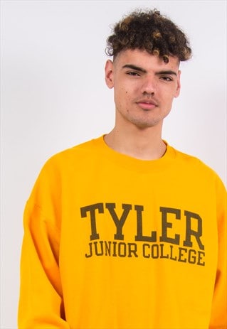 sweatshirt that says college