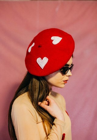 RED HEART BERET