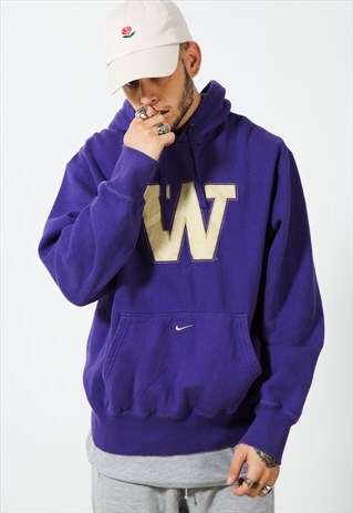 VINTAGE 90S NIKE HOODIE / S3177