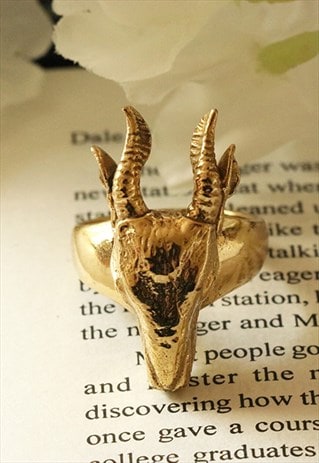 GOLD GOAT RING UNISEX