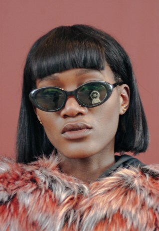 VINTAGE BLACK OVAL CAT-EYE SUNGLASSES 60S 80S FESTIVAL SUMME