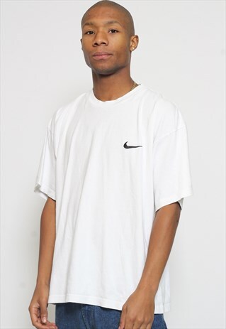 VINTAGE NIKE LOGO T-SHIRT
