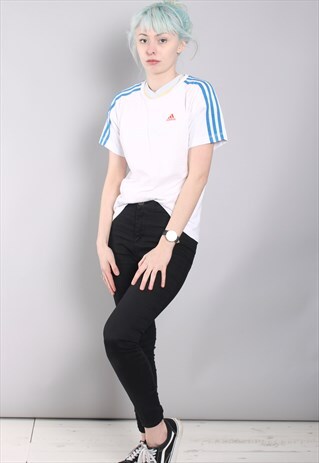 VINTAGE ADIDAS T-SHIRT