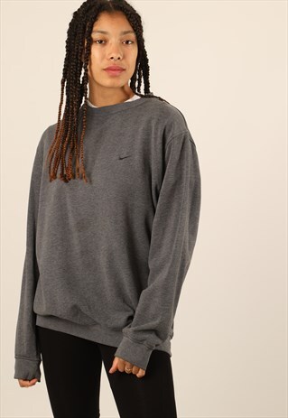 VINTAGE NIKE EMBROIDERED LOGO SWEATSHIRT