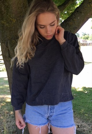 VINTAGE CHAMPION SWEATSHIRT