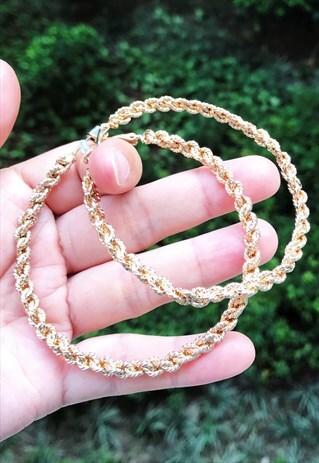 BOHO STYLE GOLD PATTERNED LOOP EARRING