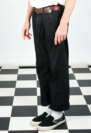 LEVI STRAUSS CLASSIC 501'S IN BLACK