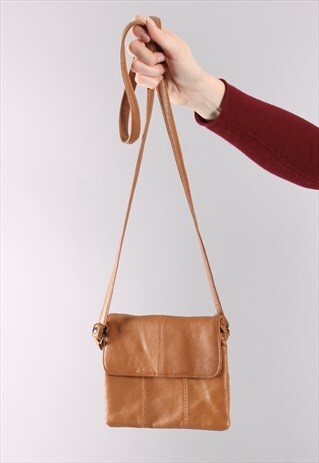 VINTAGE 90S SOFT TAN LEATHER CROSS BODY BAG PURSE