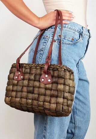 VINTAGE 80'S DARK BROWN WOVEN WICKER / STRAW HANDBAG