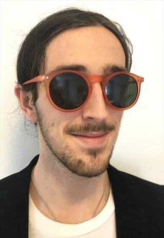 VINTAGE 90S LENNON ROUND ON-TREND SUNGLASSES