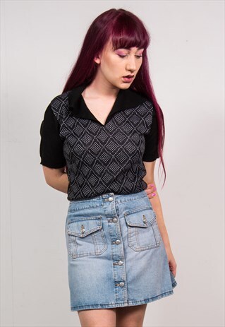VINTAGE 70'S BLACK & WHITE DIAMOND KNIT OPEN COLLAR TOP