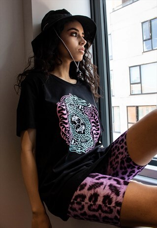 T-SHIRT IN BLACK ORGANIC COTTON WITH DRAGON GRAPHIC PRINT