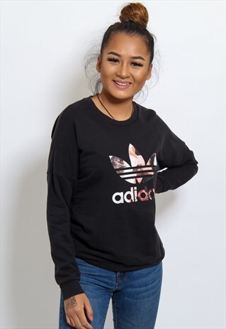 VINTAGE ADIDAS LOGO SWEATSHIRT IN BLACK SMALL