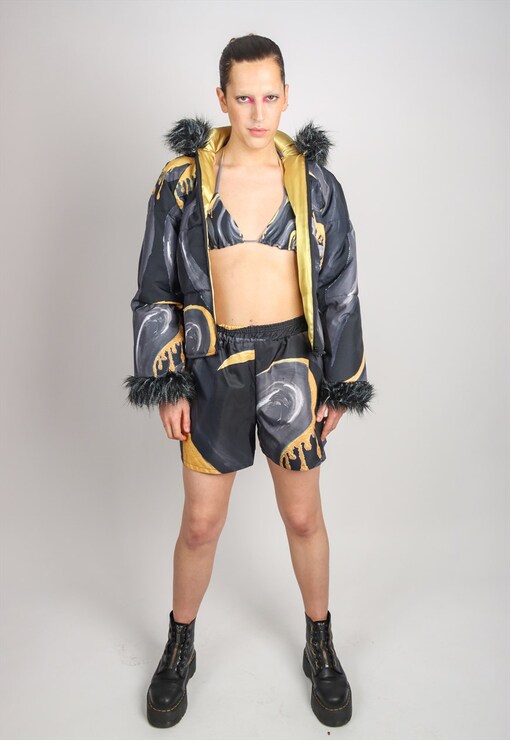 garment image