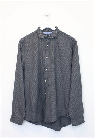 Vintage Tommy Hilfiger checked shirt in black. Best fits L