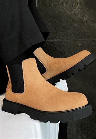 GRUNGE SUEDE BOOTS EDGY HIGH FASHION PLATFORM SHOES IN BROWN